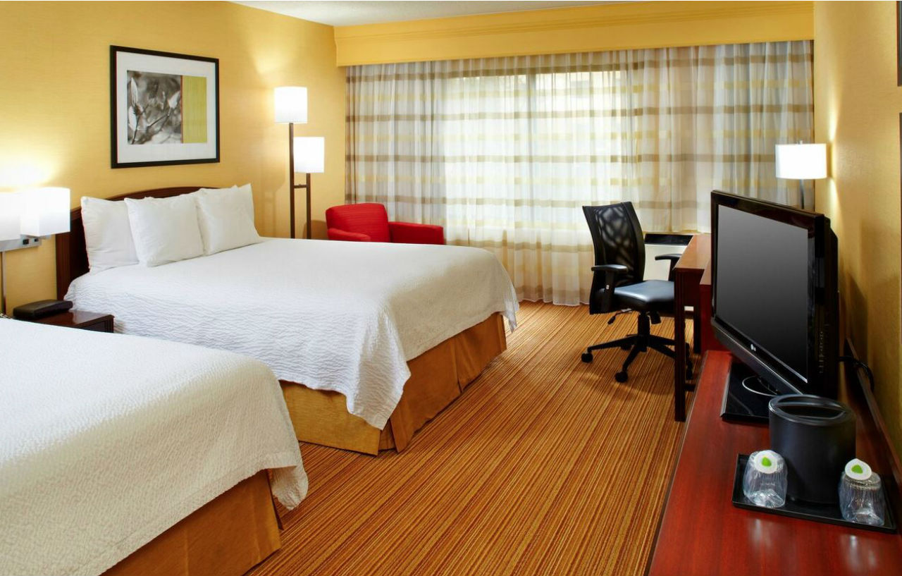 Hotel Courtyard Columbus Airport Esterno foto