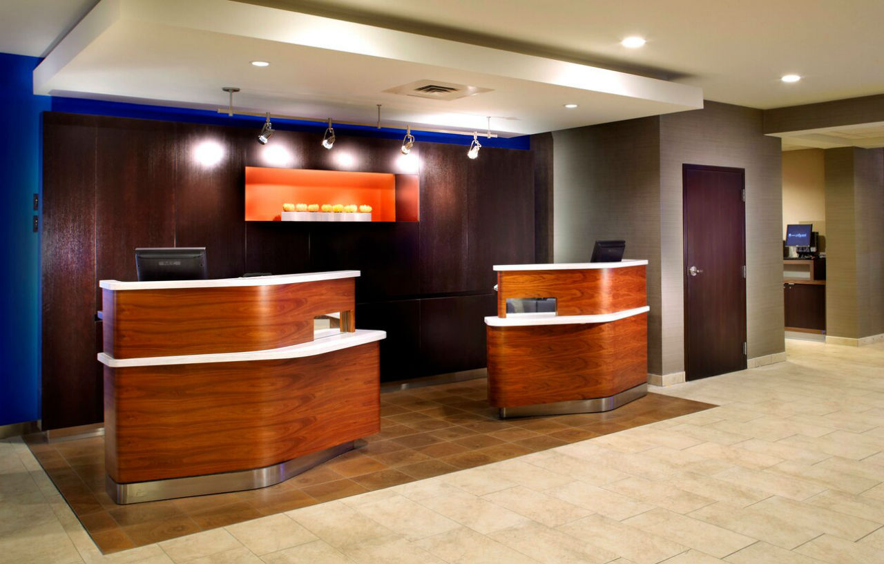 Hotel Courtyard Columbus Airport Esterno foto