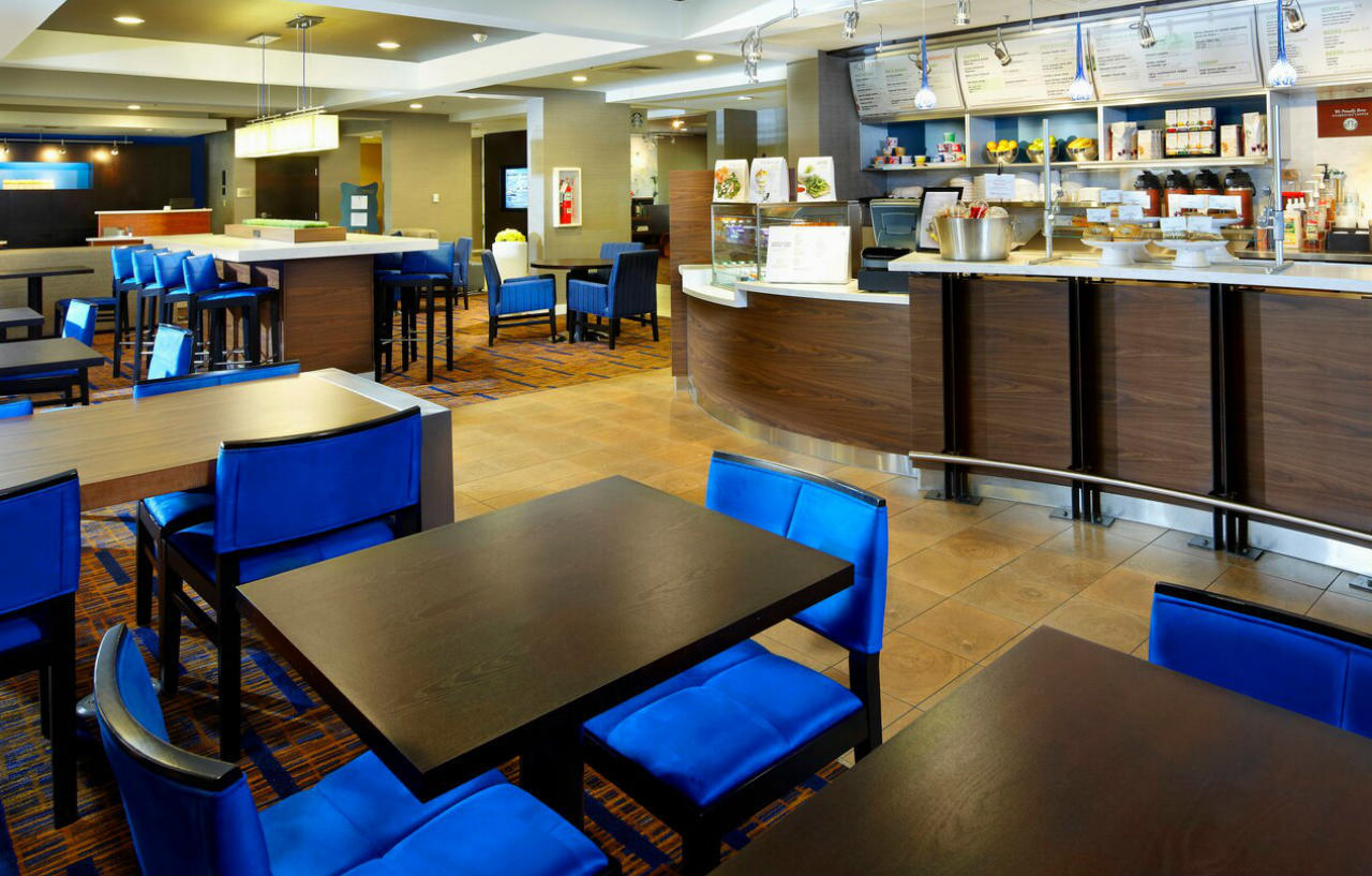 Hotel Courtyard Columbus Airport Esterno foto
